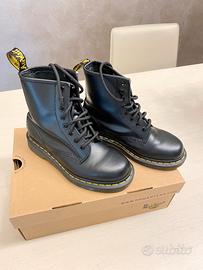 Scarpe Dr. Martens nere 36