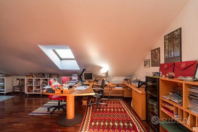 studio (tavolo+cassettiera+schedario+libreria con)