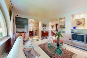 VILLA ESCLUSIVA INDIPENDENTE CON AMPIO GIARDINO-PI