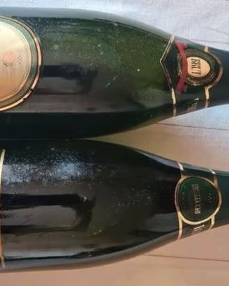 Due rare bottiglie Vino spumante Berlucchi Cellari