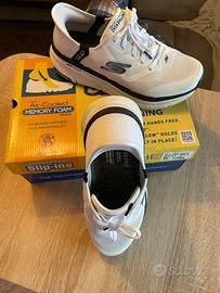Skechers