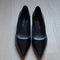 Scarpe decolleté in vernice 