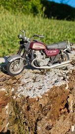 Modellino Polistil MS 104 Suzuki GT 750 vintage