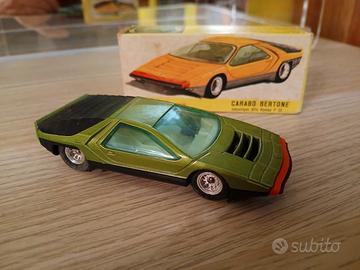 dinky ORIGINALE carabo . no politoys mebetoys 