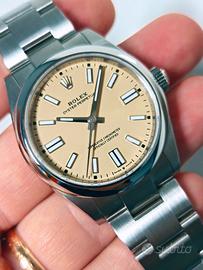 Rolex OP 41mm Ocra Beige 134300 nuovo 08/2026 full