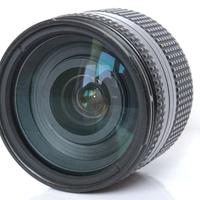 Obiettivo Nikon AF 24-120 mm 1:3.5-5.6 D Testato