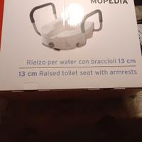 rialzo per water con braccioli 