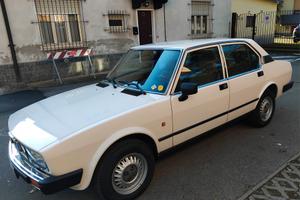 Alfa Romeo Alfetta 2000  ASI + CRS