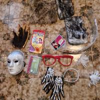 Accessori e tessuto per carnevale