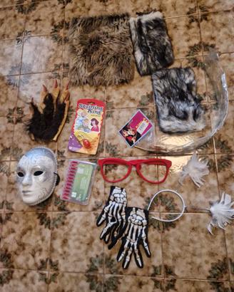 Accessori e tessuto per carnevale