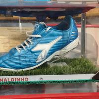 Scarpa autografata RONALDINHO