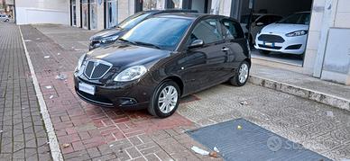 Lancia Ypsilon 1.2 Argento