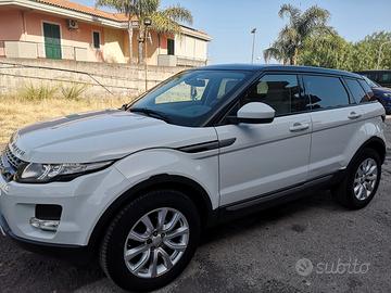 Land Rover r Evoque 2.2 Sd4 190 cv 3 schermi full