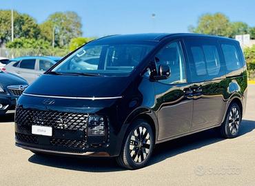 Hyundai Staria 1.6 HEV AT 2WD 7 posti Luxury