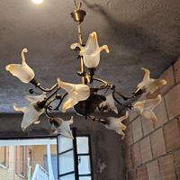 Lampadario stile classico in ferro battuto 