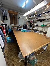 Tavolo da taglio cm 440 x 170