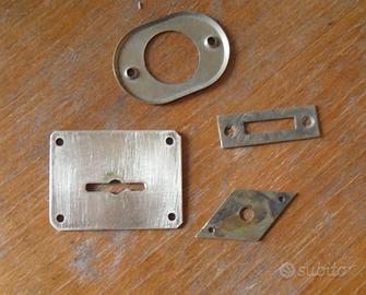 3 VECCHIE PIASTRINE BOCCHETTE PIU' 1 INCONTRO IN O