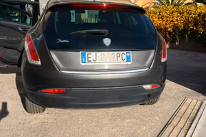 Lancia delta 1.6 mtj