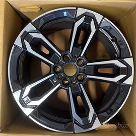 Set di 4 cerchi Bmw X1 X2 19 Msport (uno segnato)