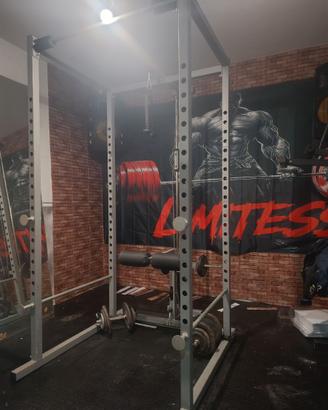 Rack multifunzione con cavo alto e baso