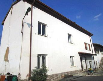 Cascina a Vigolzone (PC)