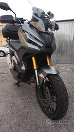 Honda X-adv 750