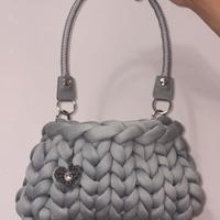 Borsa nuova fatta a mano