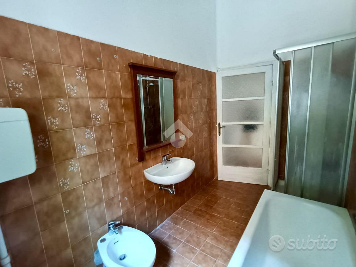 2 LOCALI A MANTOVA - Vista 4