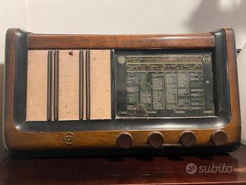 Radio  a valvole CGE