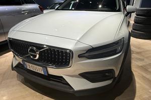volvo v40 d4 allroad