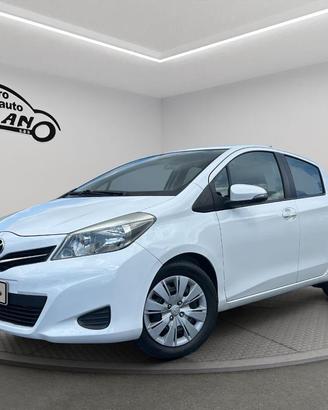 TOYOTA - Yaris - 1.4 D-4D 90CV 5p. Lounge NAVI