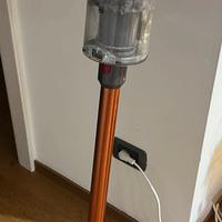 Dyson v 10