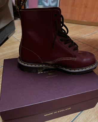 Dr Martens 1460 vintage Made in England Red