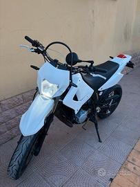 Yamaha DT 125 X
