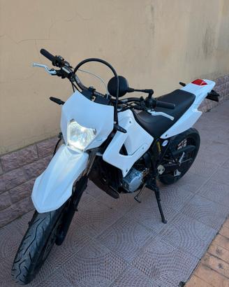 Yamaha DT 125 X
