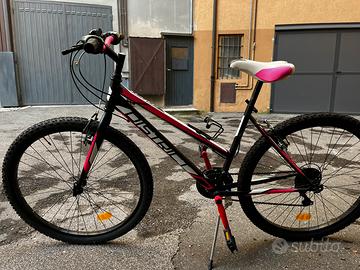 Bici MTB District 27,5, 18 velocità