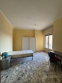 Stanze zona stazione/corso italia Catania