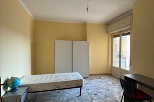 Stanze zona stazione/corso italia Catania