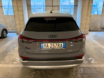 Audi Q4 E-Tron 10 mesi di vita (4500km)