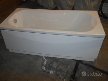 Vasca da bagno in vetroresina