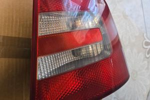 fanale posteriore dx