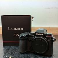 Lumix S5