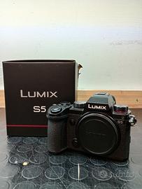 Lumix S5