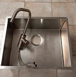 lavandino e miscelatore cucina