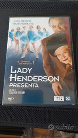 Lady Henderson Presenta (2005)