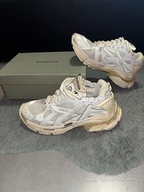 balenciaga runner