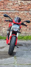 ducati monster  696 plus 