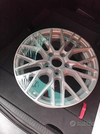 cerchi in lega 16 pollici 