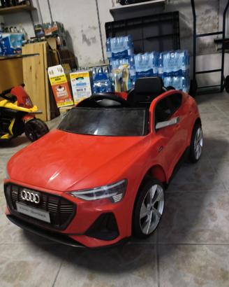 Macchina elettrica Audi E-Tron