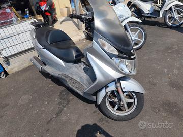 Suzuki Burgman UH 150